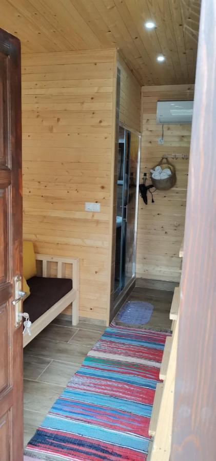 Bungalow 3 With 1 Room ซาราเยโว ภายนอก รูปภาพ