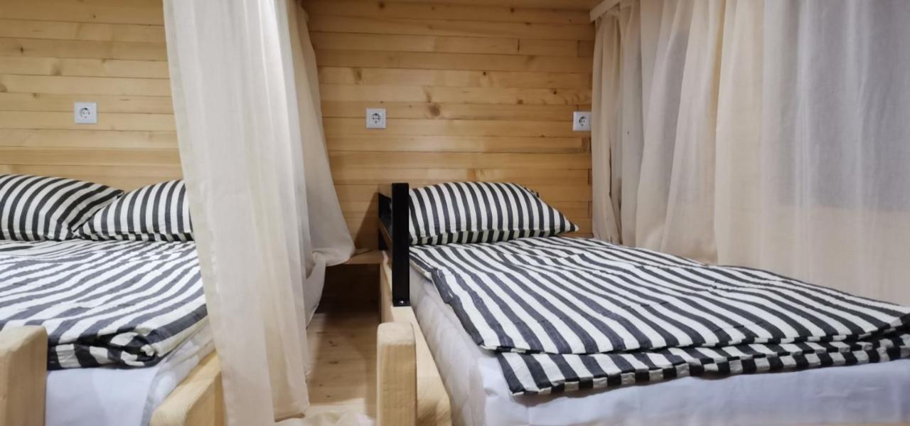 Bungalow 3 With 1 Room ซาราเยโว ภายนอก รูปภาพ
